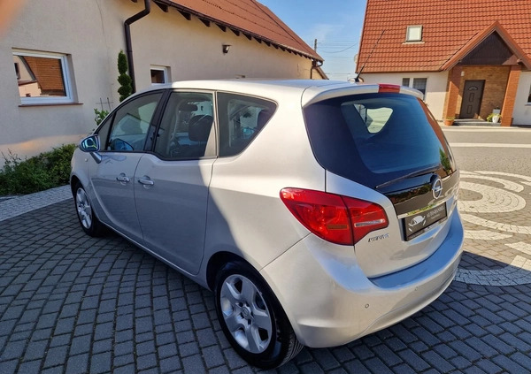 Opel Meriva cena 25500 przebieg: 118338, rok produkcji 2010 z Skaryszew małe 742